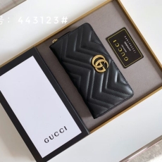 Gucci Wallets Purse